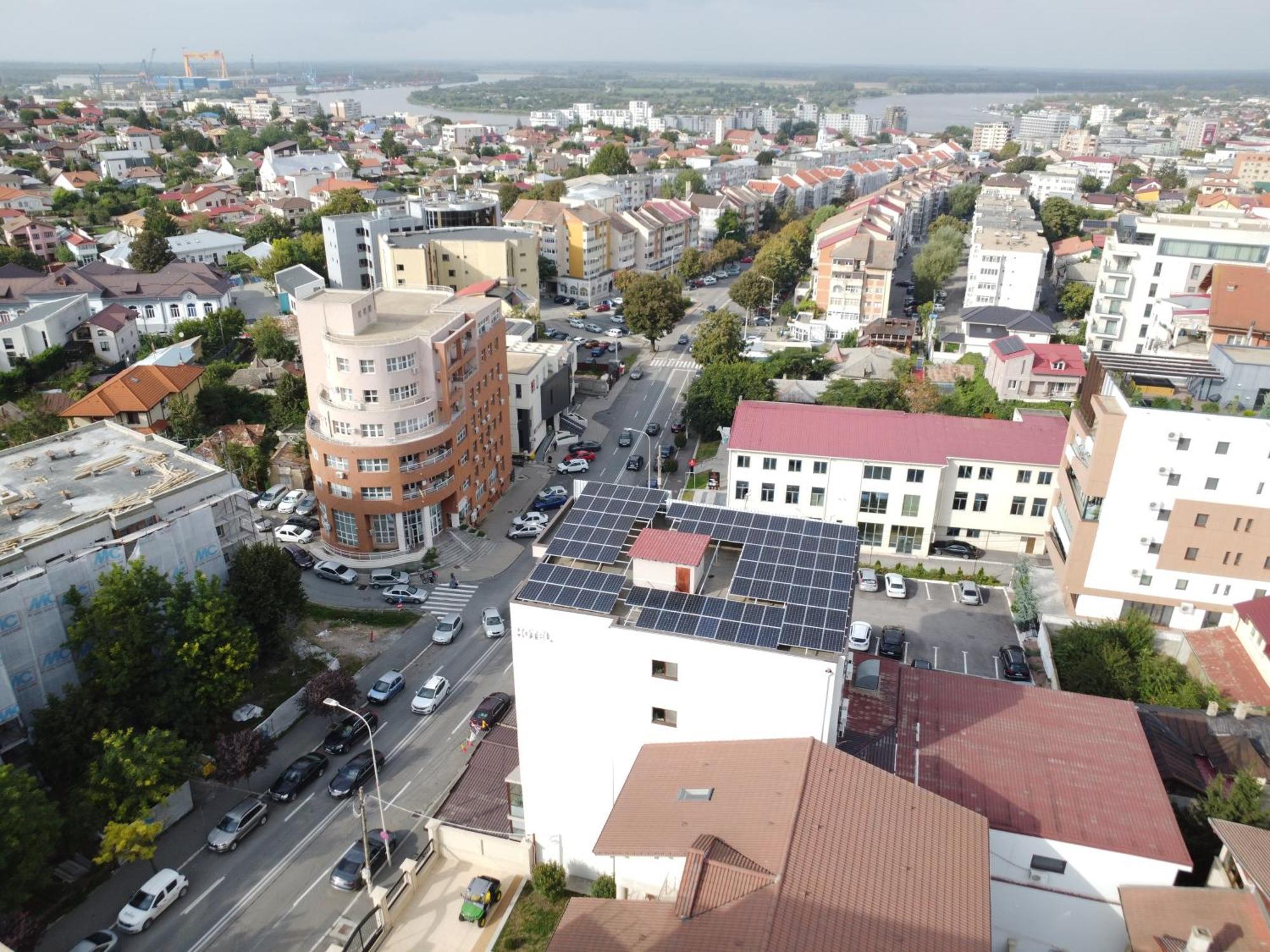 Hotel City Тулча Экстерьер фото